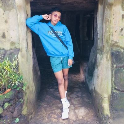 Profile Picture of John Curl Guevarra (@Guevarra_curl14) on Twitter