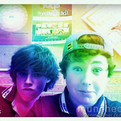 Profile Picture of Joe Holbrook (@joe9158) on Twitter