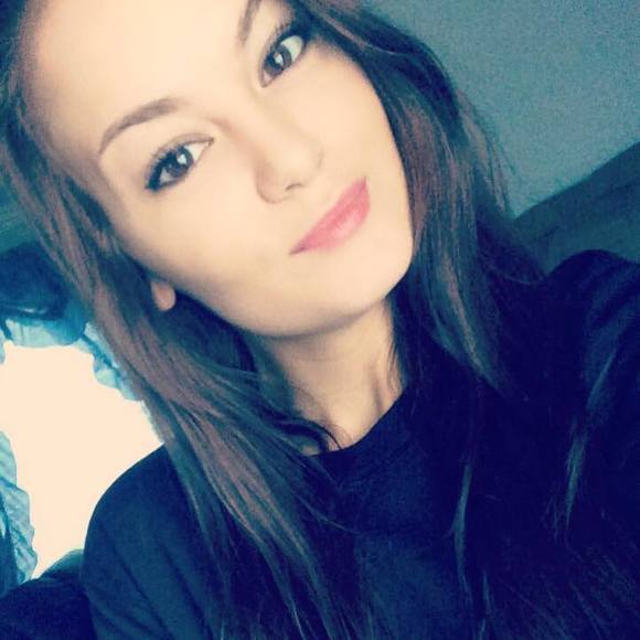 Profile Picture of Jessica Wigand (@jwigand74) on Poshmark