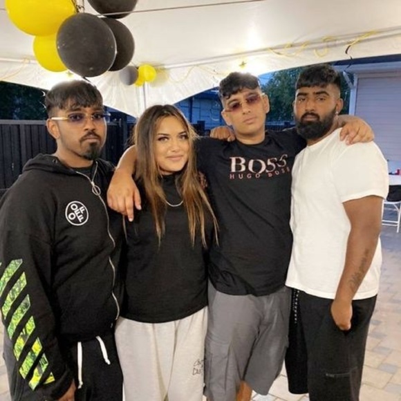 Profile Picture of Michael Krishna (@michaelkrishna) on Poshmark