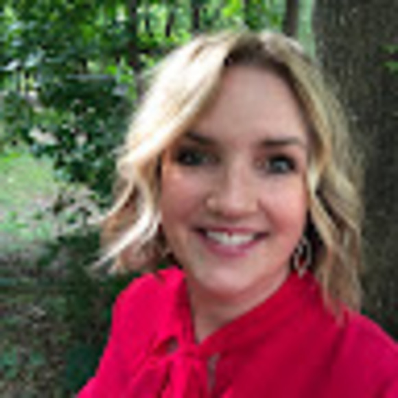 Profile Picture of Karen Beaman (@karengbeaman) on Poshmark