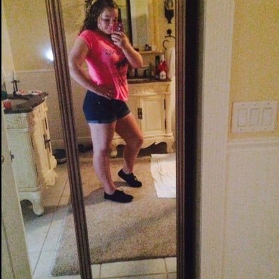 Profile Picture of Alyssa Nunez (@Alyssanunez20) on Twitter