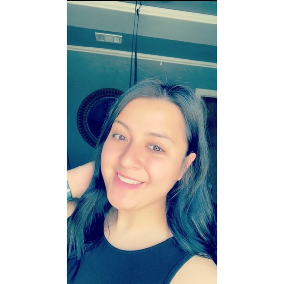 Profile Picture of Ruby Castaneda (@rubycastaned116) on Poshmark