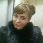 Profile Picture of Andrea Devaney (@andreadevaney) on Instagram