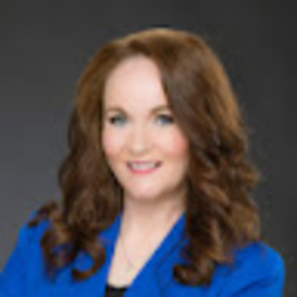 Profile Picture of Lisa Vassiliadis (@lisahscott75) on Poshmark