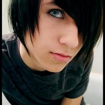 Profile Picture of James Saavedra (@jamessaavedra1) on Twitter