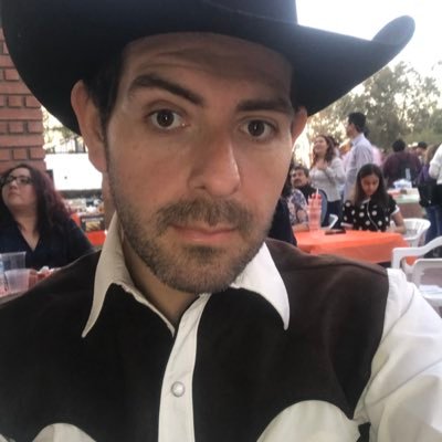 Profile Picture of Angelo Calvo (@AngeloCalvo12) on Twitter