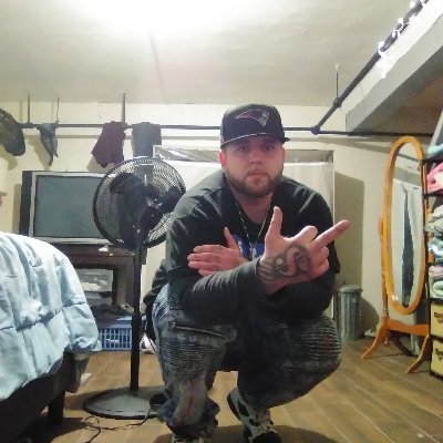 Profile Picture of Corey (@@entropytesttes) on Twitter