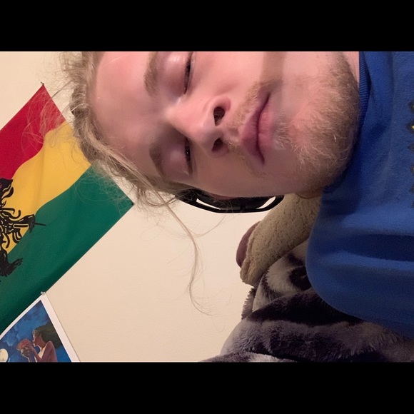 Profile Picture of Brook Scott (@thatguymailbox) on Poshmark