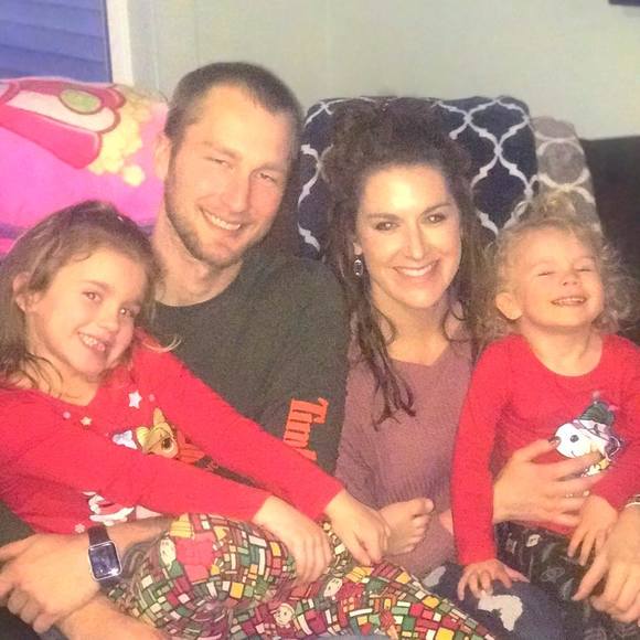 Profile Picture of Heather Sitlinger (@hsitlinger) on Poshmark