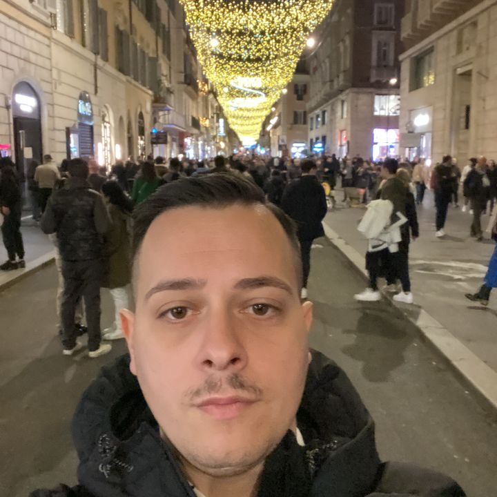 Profile Picture of Alessandro Lucarelli (@alessandrolucarel3) on Tiktok