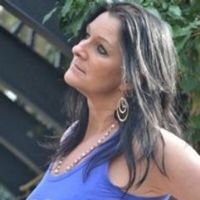 Profile Picture of Anne Mathey (@anne_mathey) on Twitter
