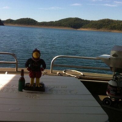 Profile Picture of Buddy Roberts (@BuddyrBuddy) on Twitter