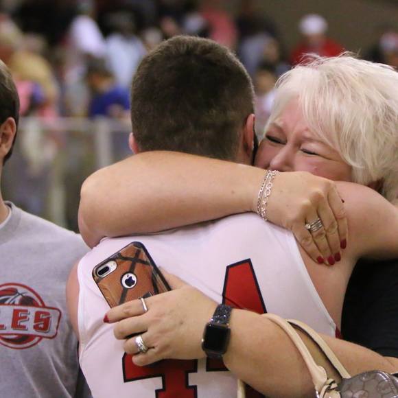 Profile Picture of Susan Swinney (@cartercole05) on Poshmark