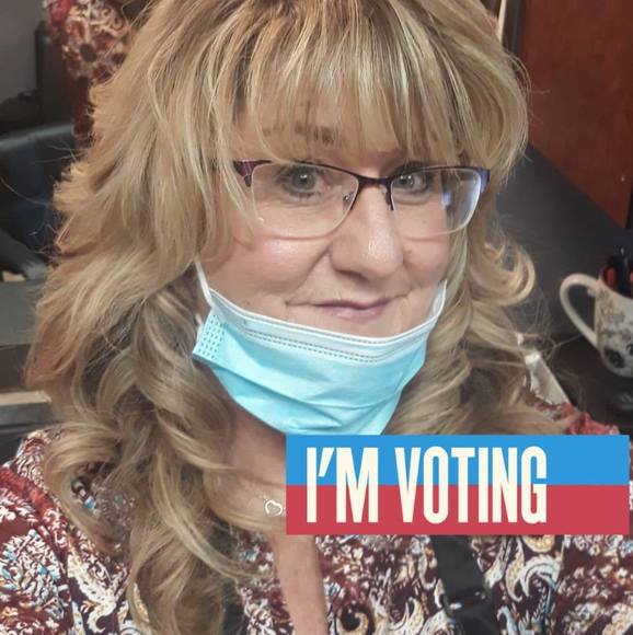 Lisa Stewart - Poshmark Profile Picture of Lisa Stewart (@leezer) on Poshmark