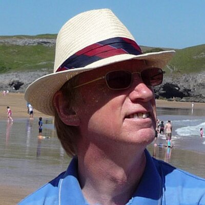 Profile Picture of Damien G Moore (@DamienGMoore) on Twitter