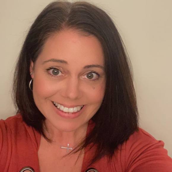 Profile Picture of Paula Furr (@pfurr80) on Poshmark