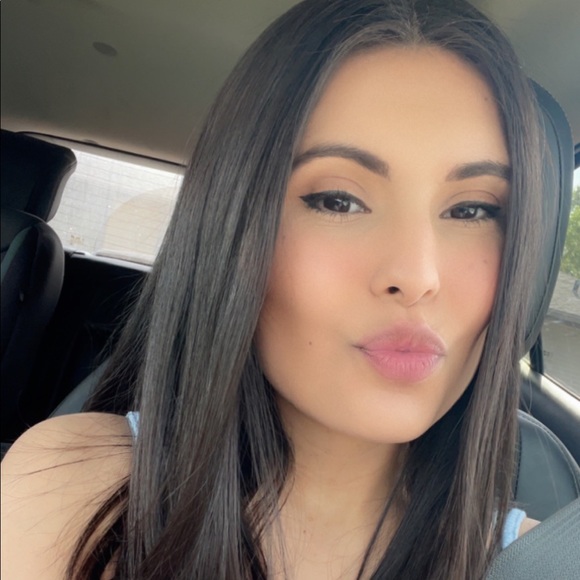 Profile Picture of Sam Shannon (@ut17stevesam) on Poshmark