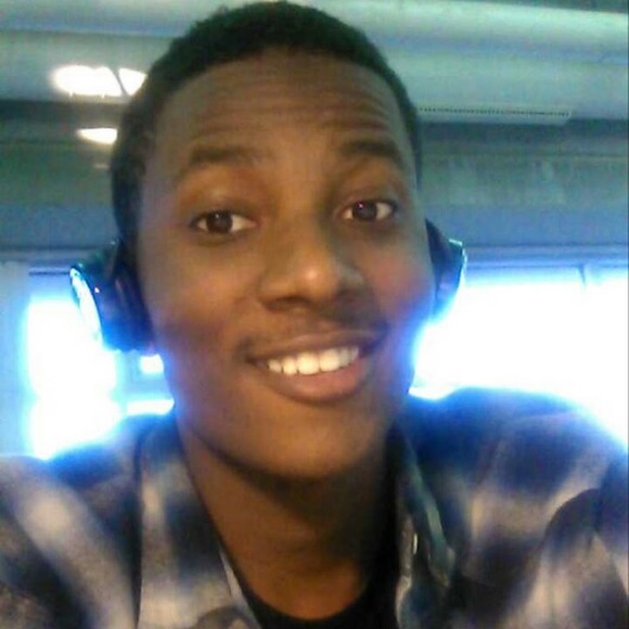 Profile Picture of Alexander Walker (@alexdwalker2) on Poshmark