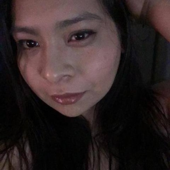 Profile Picture of Cristal Perez (@meiserendipity) on Poshmark