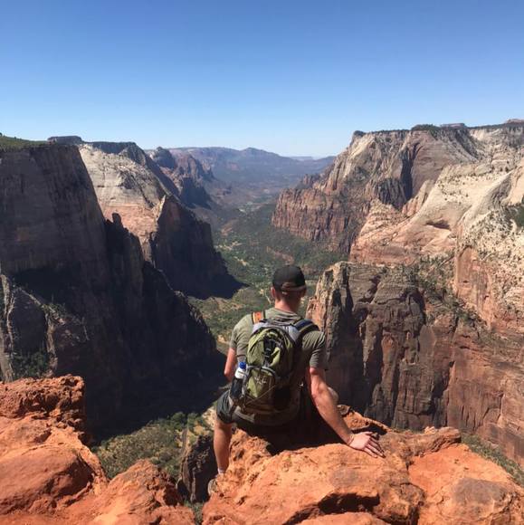 Profile Picture of Connor Welch (@cwelch1) on Poshmark