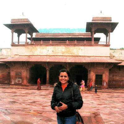 Profile Picture of SHRUTI KUMAR (@claykriti) on Twitter