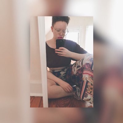 Profile Picture of Uyauya (they/them) (@justDumo) on Twitter