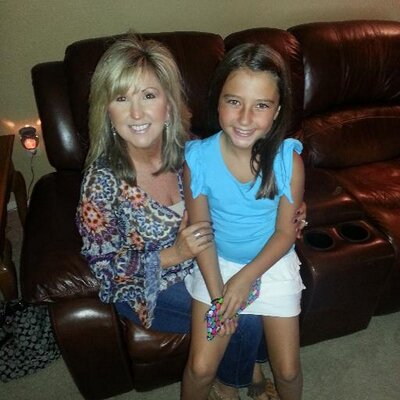 Profile Picture of Nancy Hixson (@NancyHixson2) on Twitter