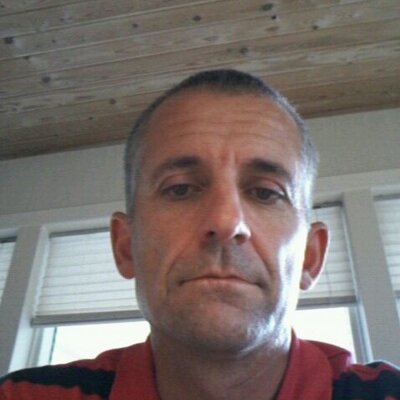 Profile Picture of David Dicker (@davedicker69) on Twitter