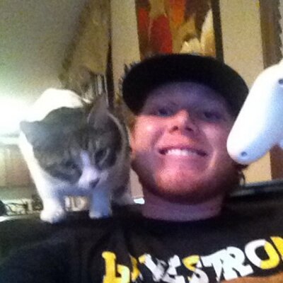 Profile Picture of Zack (@ZackHebert) on Twitter