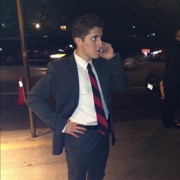 Profile Picture of Chaim Rabinowitsch (@chaimrabinowitz) on Poshmark