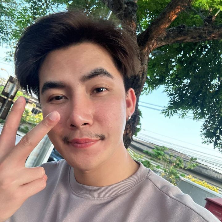 Profile Picture of chen Zhang (@chen.zhang74) on Tiktok