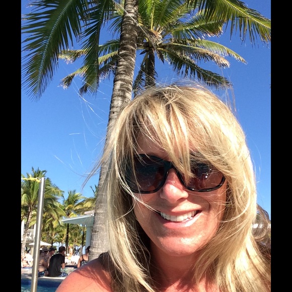 Profile Picture of Mercedes Postlewait (@dpostlewait1) on Poshmark