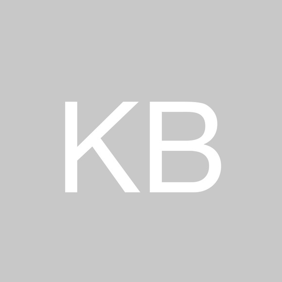 Profile Picture of Kenneth Boyd (@kennethboyd105) on Poshmark