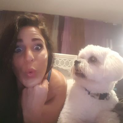 Profile Picture of Abbey Askew (@MinnieJo85) on Twitter