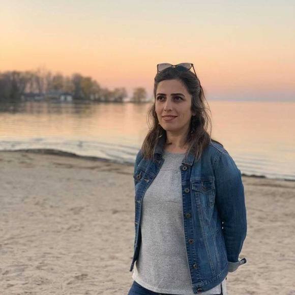 Profile Picture of Maryam Yazdani (@ma_yazdani839) on Poshmark