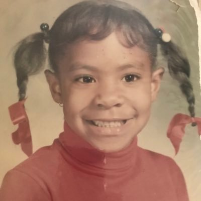 Profile Picture of LaDana W. Emerson (@AwhHellNaw) on Twitter