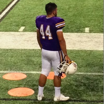 Profile Picture of Victor Abrego (@vabrego_44) on Twitter