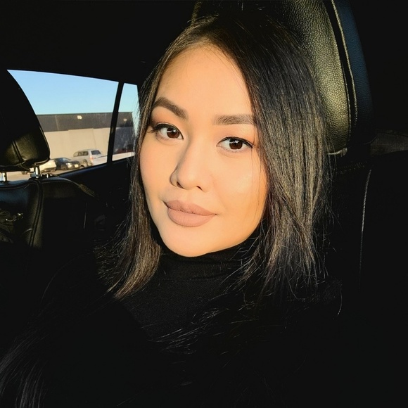 Nancy Xiong - Poshmark Profile Picture of Nancy Xiong (@nxiongv) on Poshmark