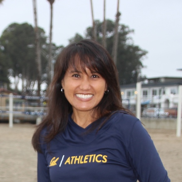 Profile Picture of Joji Siegel (@mamacgl) on Poshmark