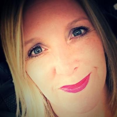 Profile Picture of Catherine Lear (@clearlyounique) on Twitter