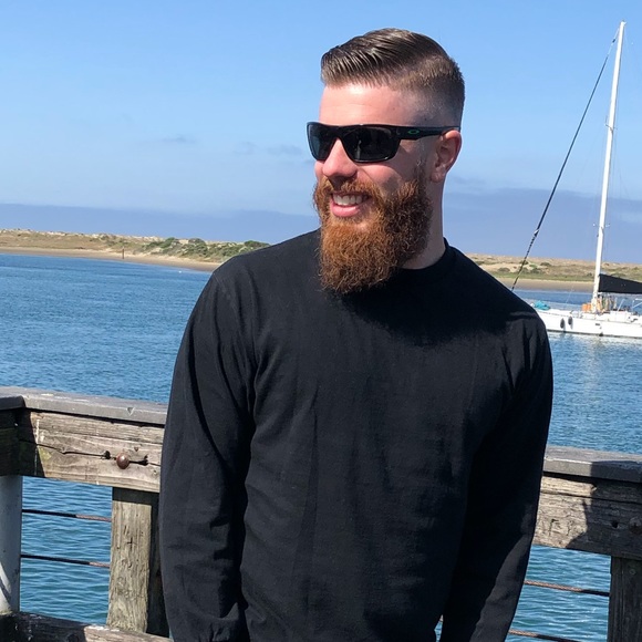 Profile Picture of Tyler Fillinger (@tylerfillinger) on Poshmark