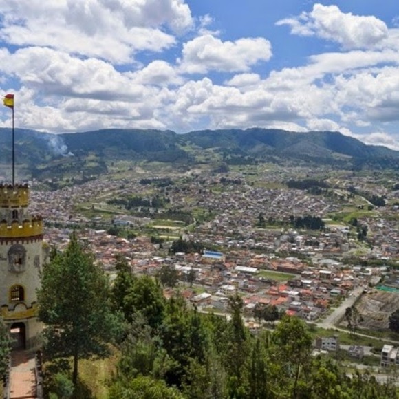 Profile Picture of Carlos Naranjo (@humbertog) on Poshmark