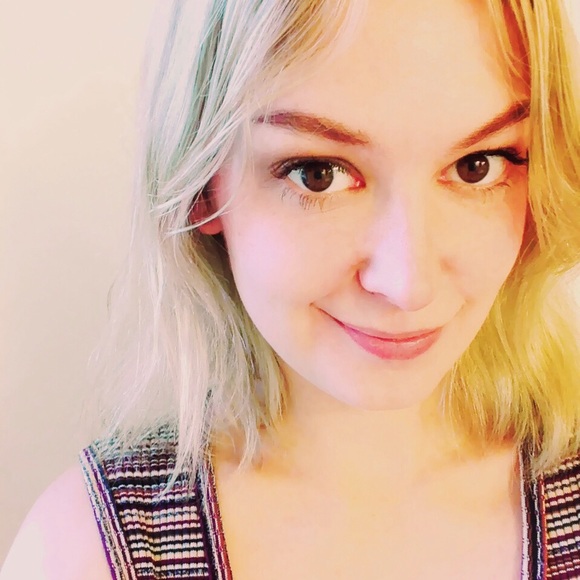 Profile Picture of Hannah Hurrle (@uraniamillions) on Poshmark