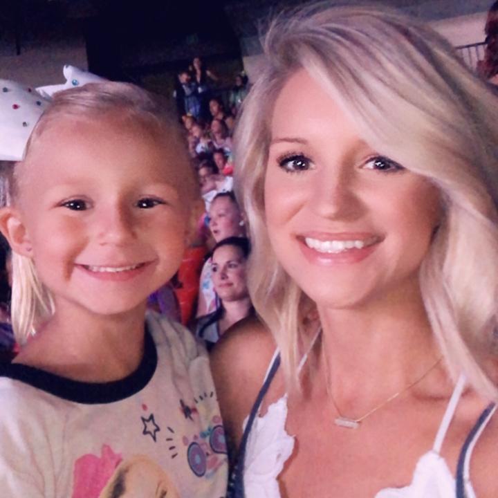 Profile Picture of Julie Edwards (@@jewels19861) on Tiktok