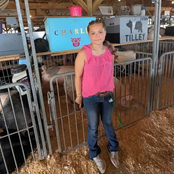 Profile Picture of Charlee_Simon (@charlee_simon) on Tiktok