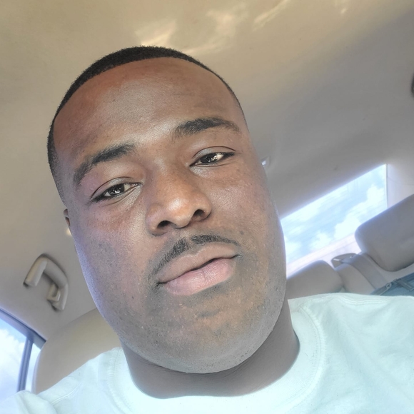 Profile Picture of Douglas Brandon (@douglasbrandon) on Poshmark