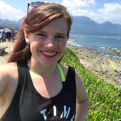 Profile Picture of Alison (@AlisonEDuck) on Twitter