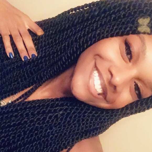 Profile Picture of Diamond Reid (@babygirll97) on Poshmark