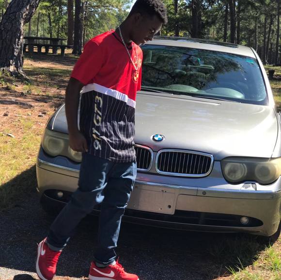 Profile Picture of Cedric Foster (@cedricfoster630) on Poshmark